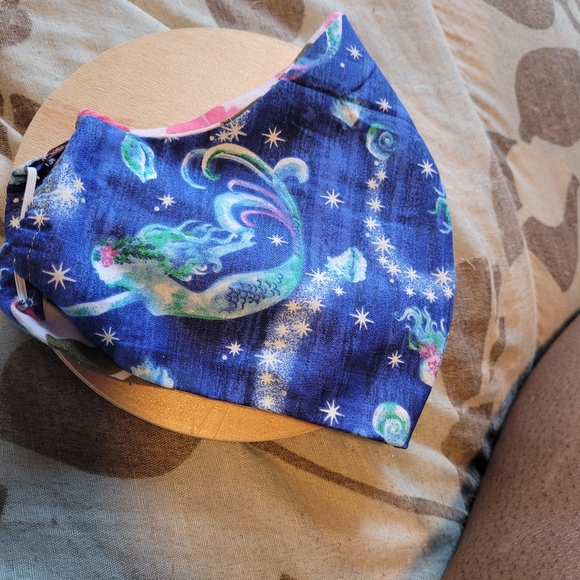 Mermaid Mask - Picture 2 of 6
